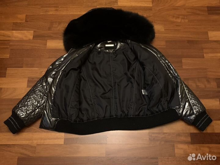 Куртка зимняя на синтепоне с капюшоном