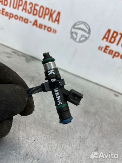 Форсунка инжекторная электрическая Cadillac Srx