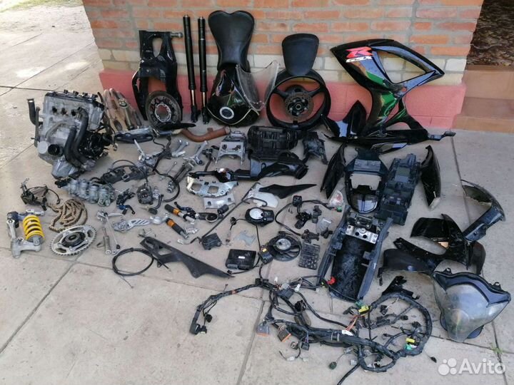 Suzuki gsxr 750 K6 K7 Разбор Запчасти