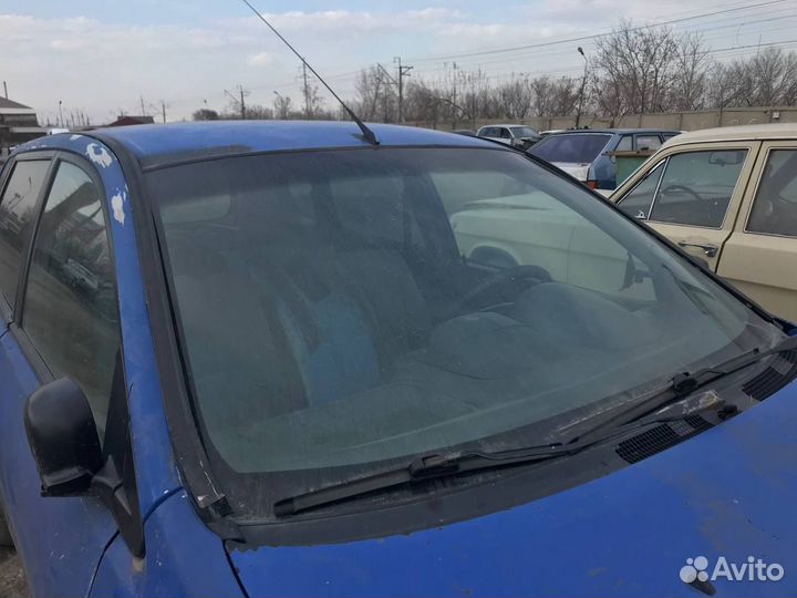 Лобовое стекло Mitsubishi Space Star 1.6