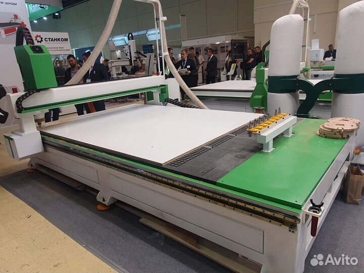 Фрезерно-гравировальный станок WoodTec HA 2030