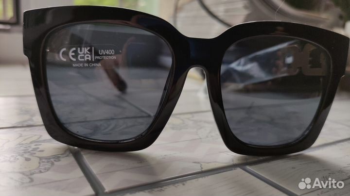 Солнцезащитные очки