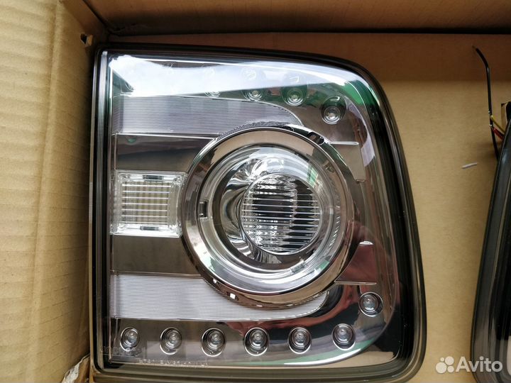 Задние фонари Nissan Patrol Y62 2010