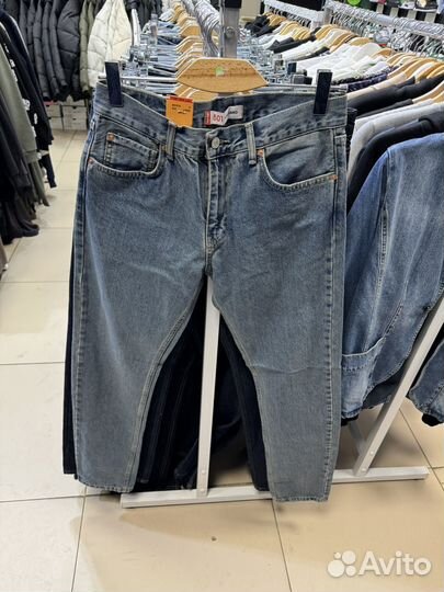 Джинсы levis 501