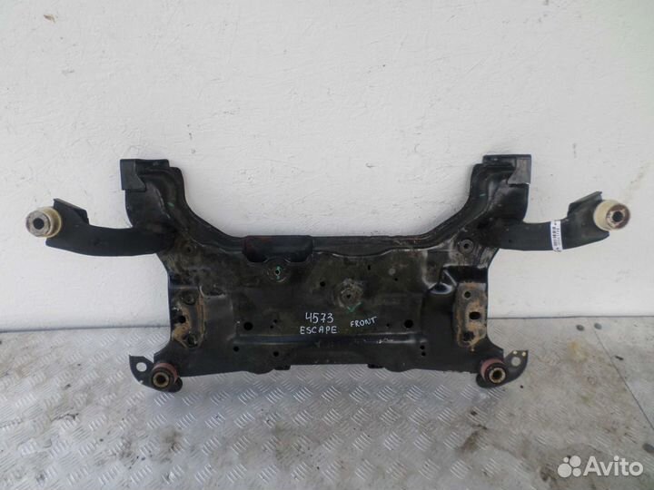 Подрамник Ford Escape 3