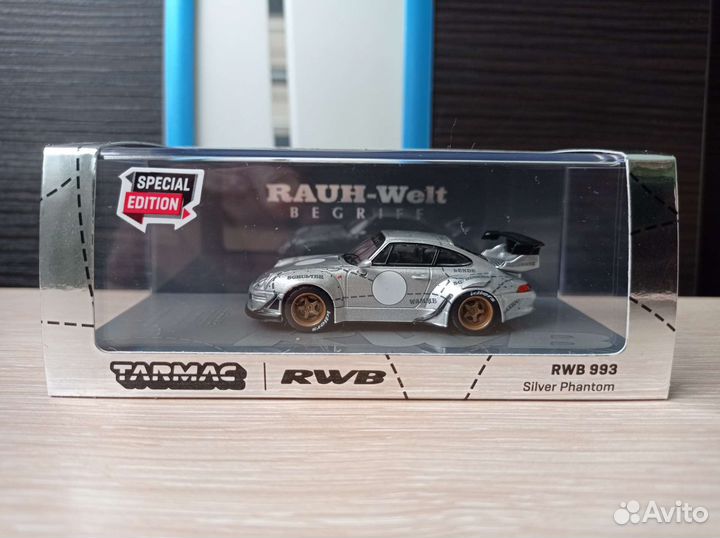 Tarmac 1/64 Porsche RWB 993 Silver Fantom