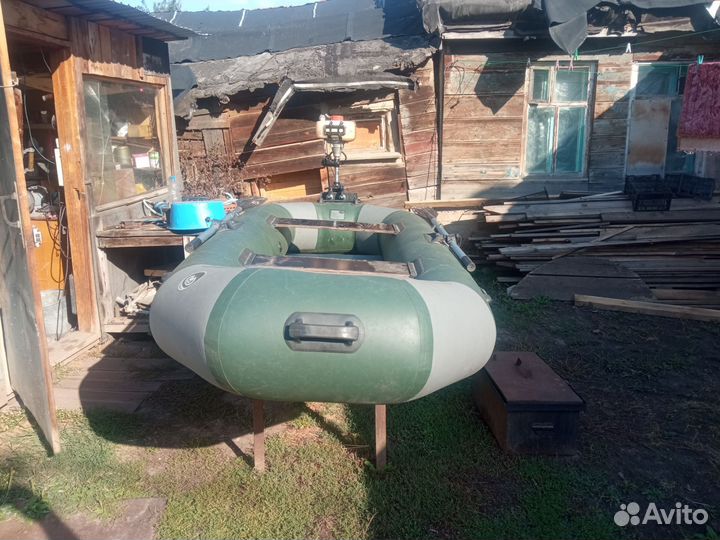 Лодка надувная двухместная бу