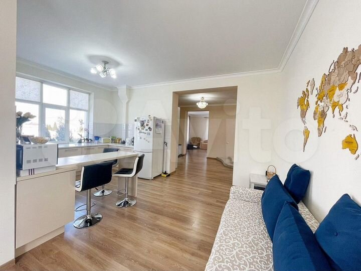 Дом 343 м² на участке 10 сот.