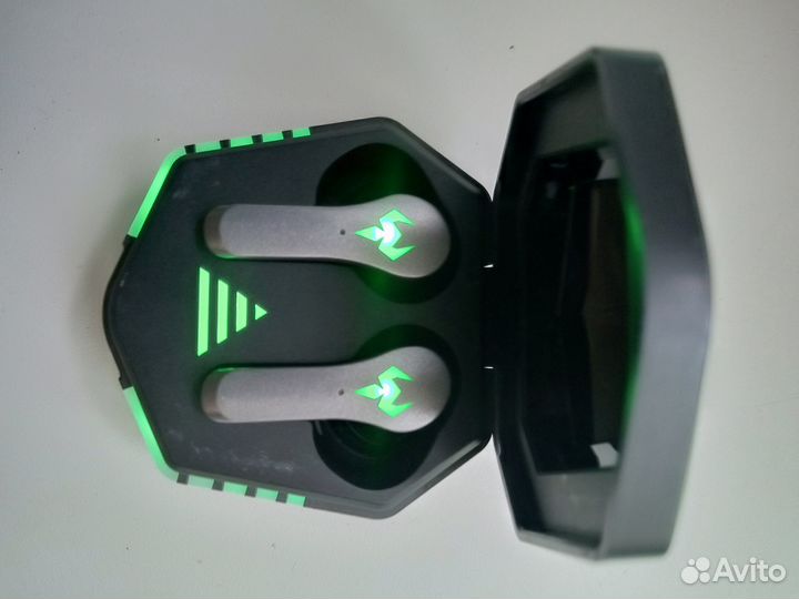 Беспроводные наушники