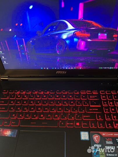 MSI 15.6 i7-7700HQ 4яд8пот GTX1060/3 16Г6 SSD+HDD