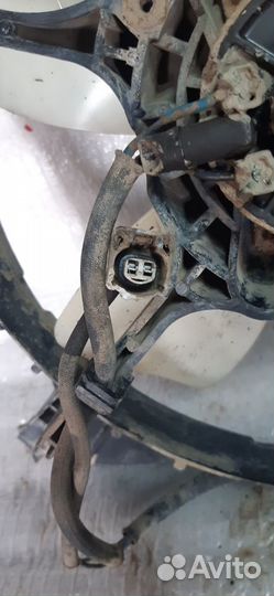 Вентилятор радиатора Mitsubishi Space Runner 1995