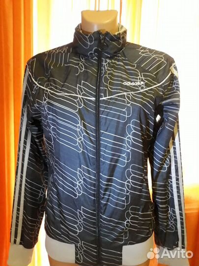 Куртка-ветровка женская или подростковая Adidas