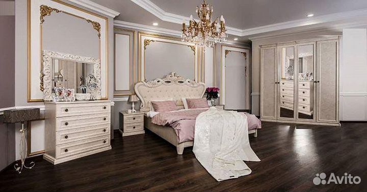 Спальный гарнитур