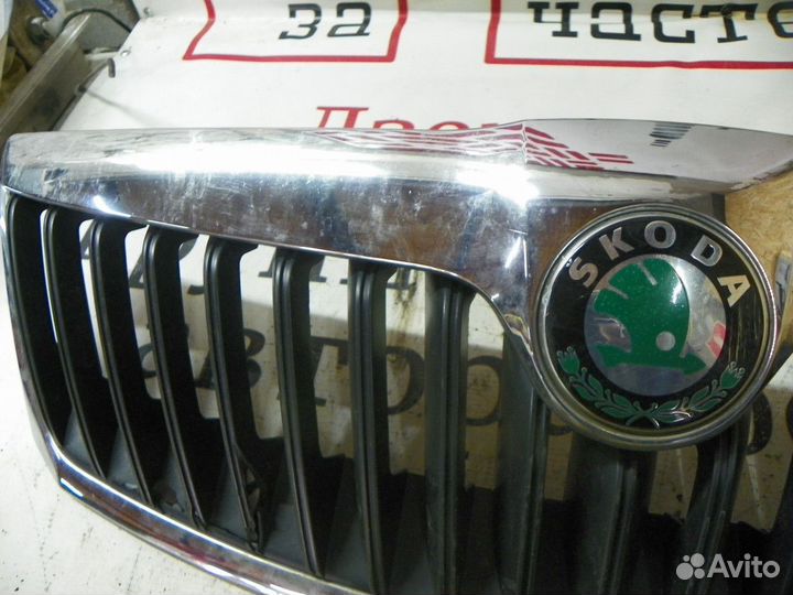 Решетка радиатора Skoda Octavia