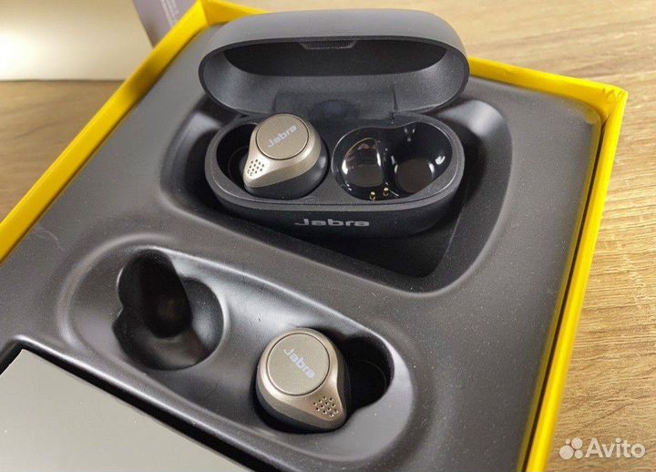 Наушники Jabra elite 75t