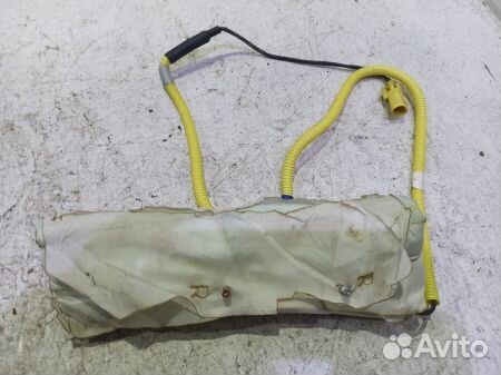 Подушка безопасности в сиденье переднее