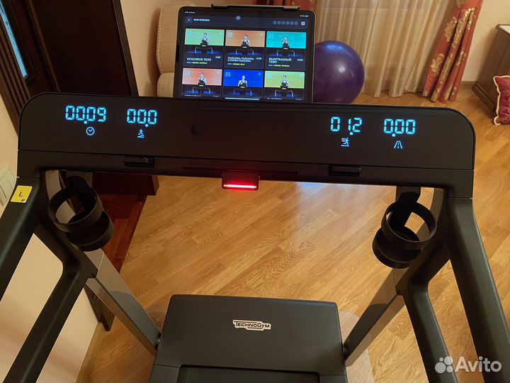 Тренажер беговая Дорожка MyRun Technogum