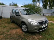 Renault Sandero 1.4 MT, 2010, 115 000 км, с пробегом, цена 555 000 руб.