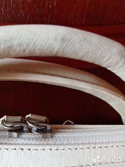 Сумка белая, портфель деловой, кейс для ноутбука