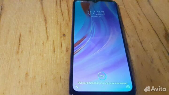 Смартфон tecno spark 6go