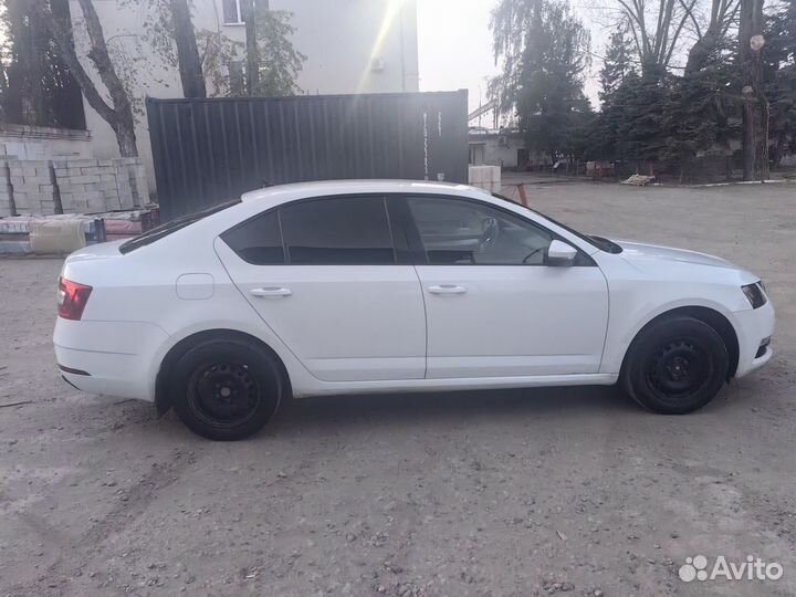 Skoda Octavia 1.6 AT, 2018, 420 000 км