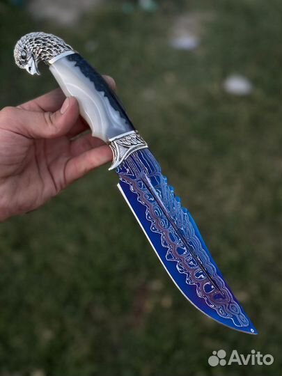 Нож из дамасской стали