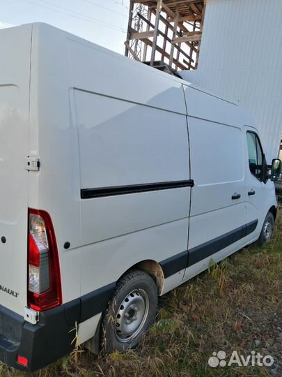 Renault Master цельнометаллический, 2013
