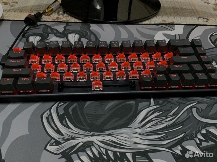 Игровая механическая клавиатура