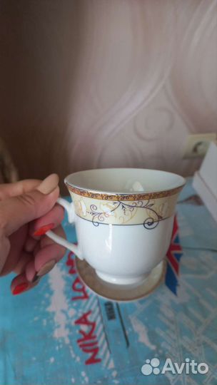 Чайные чашки с блюдцами