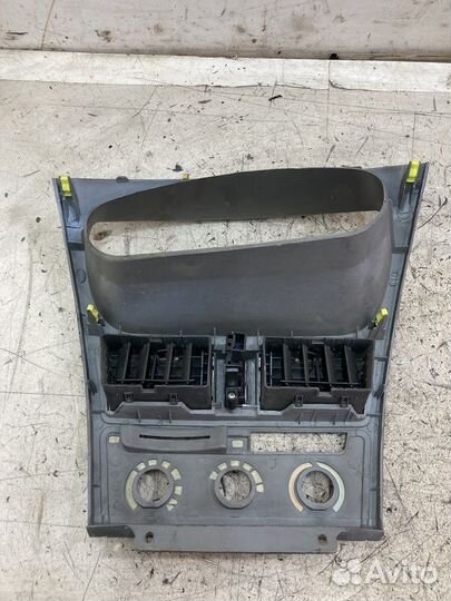 Накладка декоративная на панель FAW Vita