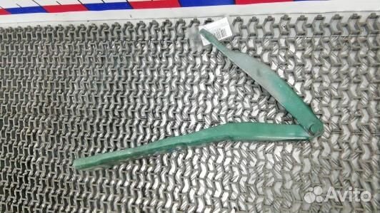 Петля капота jeep grand cherokee WJ (81C06D502)