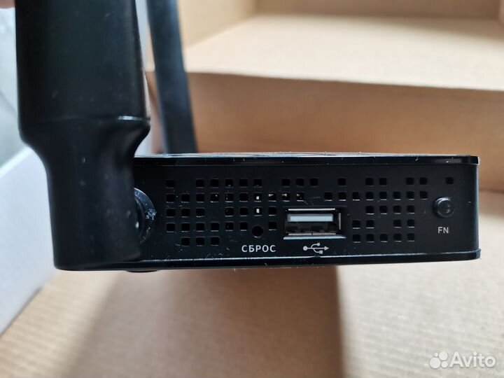 Wi-Fi роутер zyxel Keenetic Omni II