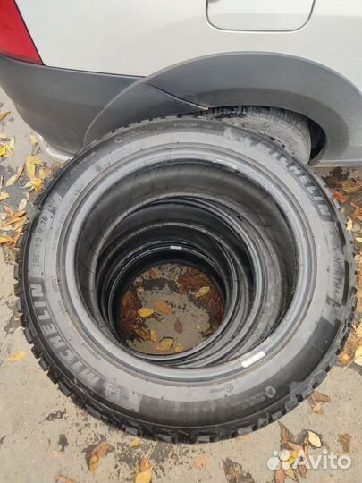 Michelin X-Ice North 4 195/60 R16