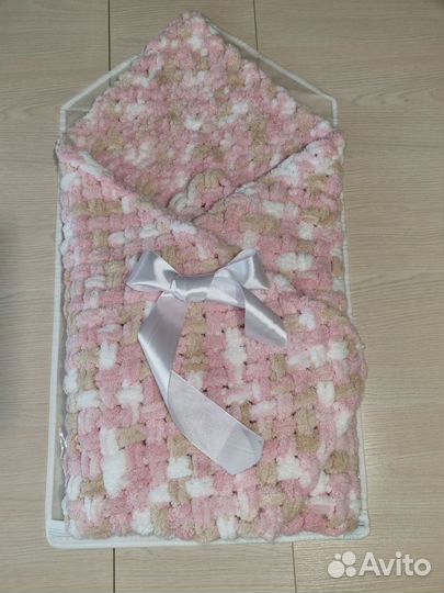 Комплект в детскую кроватку(новый)