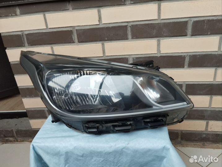 Фара правая Kia Rio 4 FB Оригинал