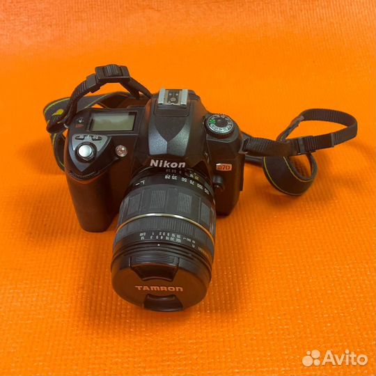 Зеркальный фотоаппарат