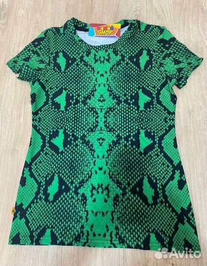 Новый костюм для спорта со змеиным принтом 40-42