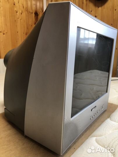 Телевизор samsung 15”
