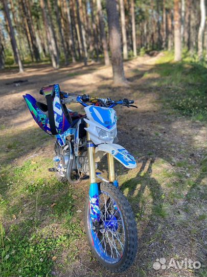 Питбайк Motoland CRF140