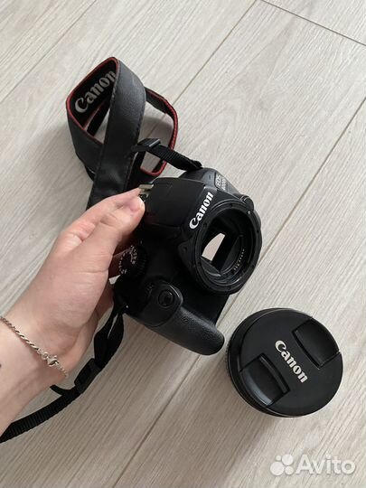 Зеркальный фотоаппарат canon 4000d