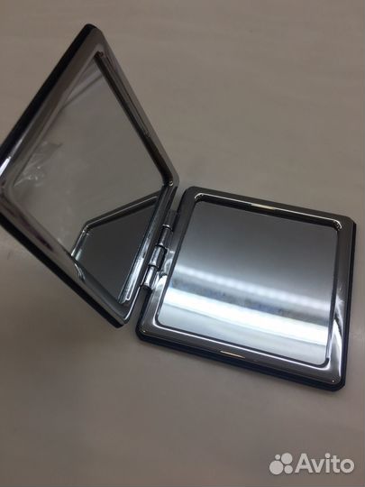 Зеркало карманное новое