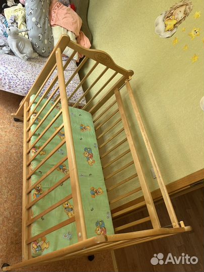 Детская кроватка