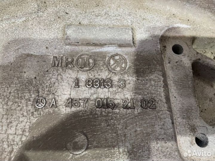 Кожух маховика Mercedes-Benz