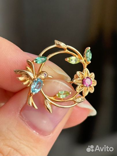 Брошь золотая 585