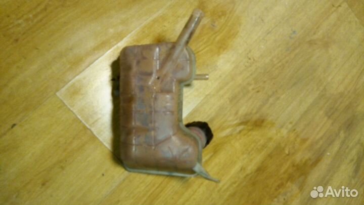 Расширительный бачок Рено сценик 2