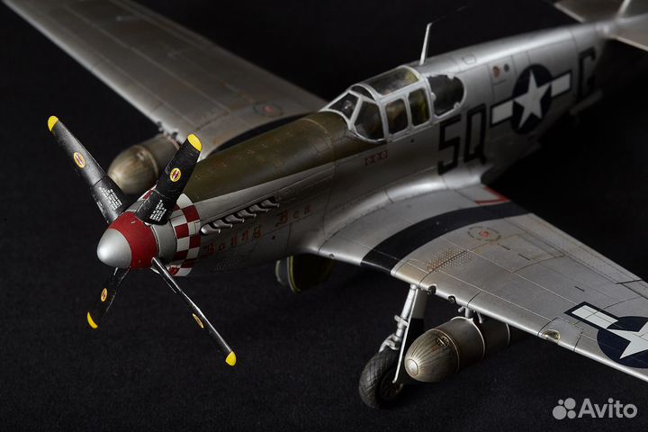 Модель истребителя P-51B Mustang