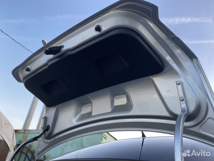 Крышка банажника Volkswagen polo