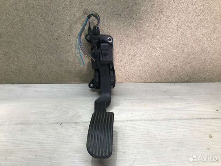 Педаль газа Mercedes Sprinter W901 611981 2006