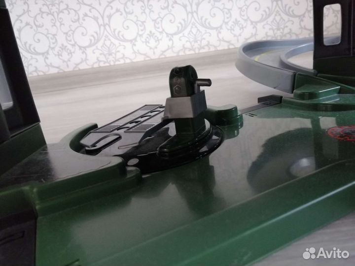 Военный полигон (парковка)