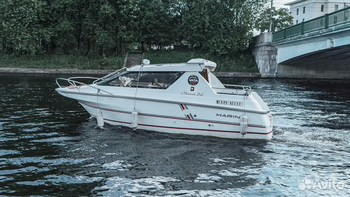 Аренда катера с каютой Marino LUX